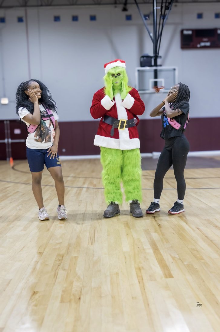 Grinch surprise - caught in the moment